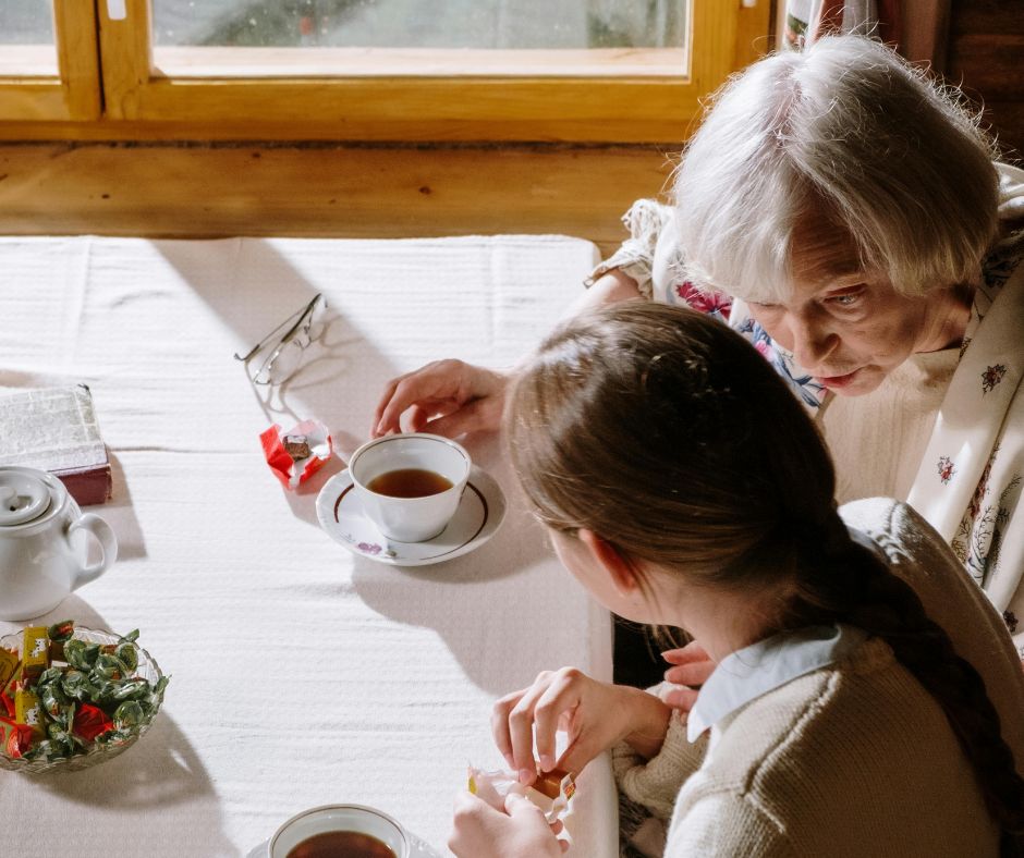 Bye-bye Douleurs Menstruelles : Astuces de Grand-Mère sourire même pendant les Règles !